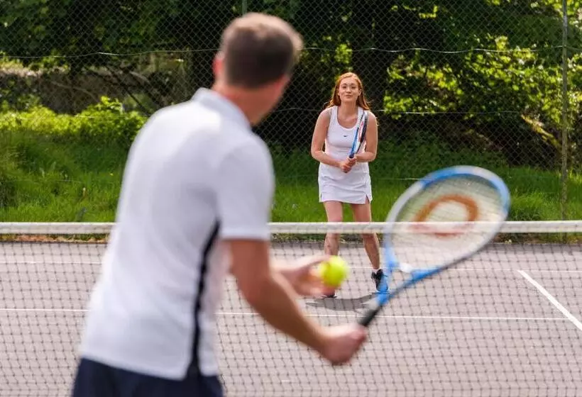 فندق Castlerosse Park Resort