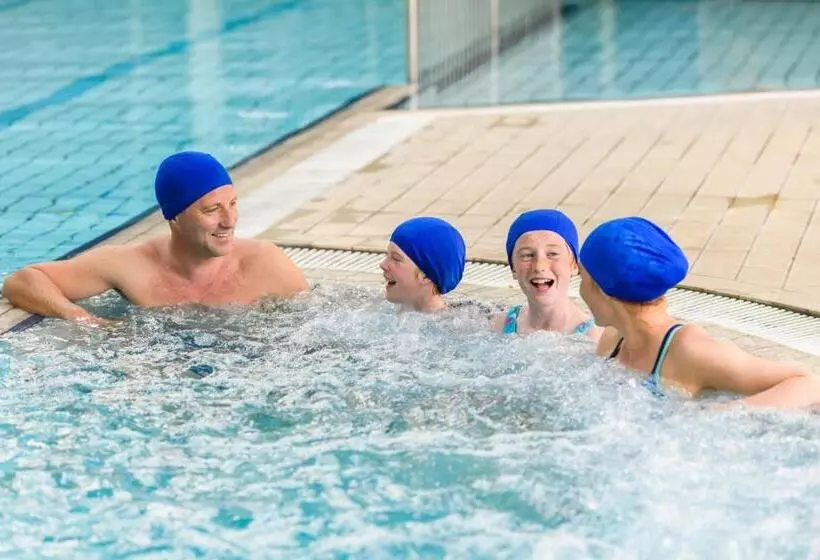 فندق Castlerosse Park Resort