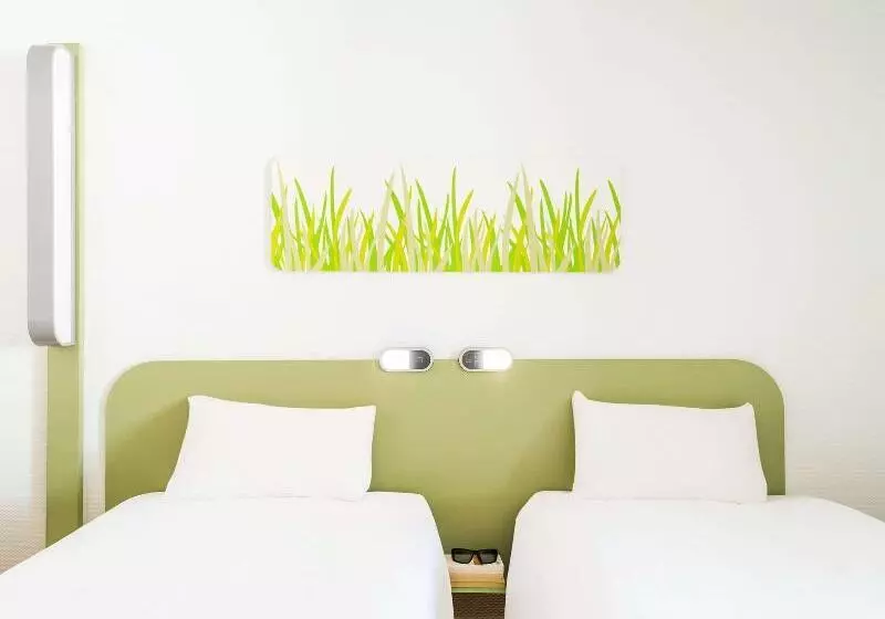 ホテル Ibis Budget Montauban Les Chaumes