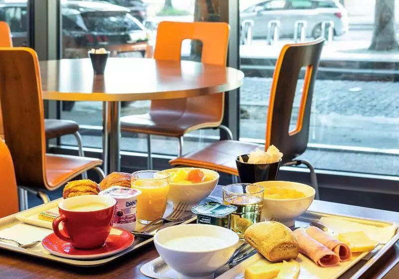 ホテル Ibis Paris La Villette Cite Des Sciences 19eme