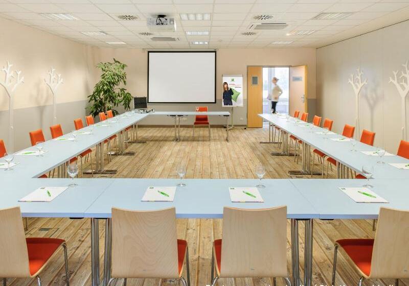 هتل Ibis Styles Lille Centre Gare Beffroi