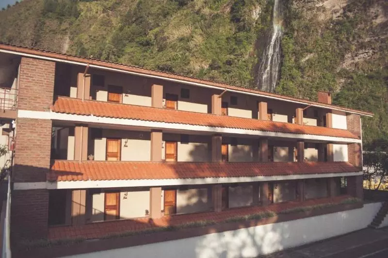 Отель Sangay Spa