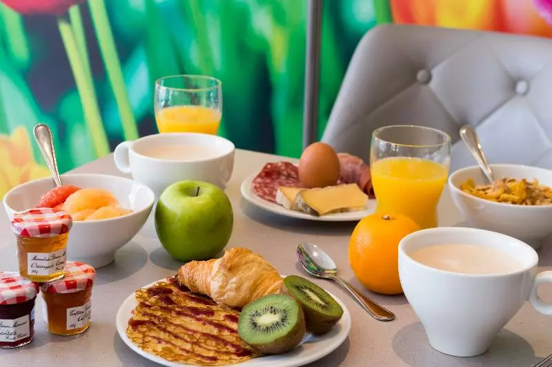 هتل The Originals City, Hôtel Le Garden, Tours Sud