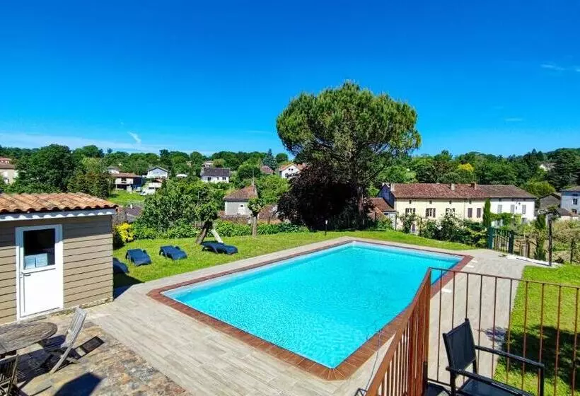 Logis Grand Hotel Pelisson