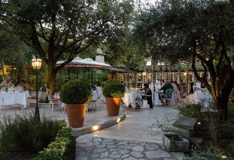 فندق Auberge De Cassagne & Spa