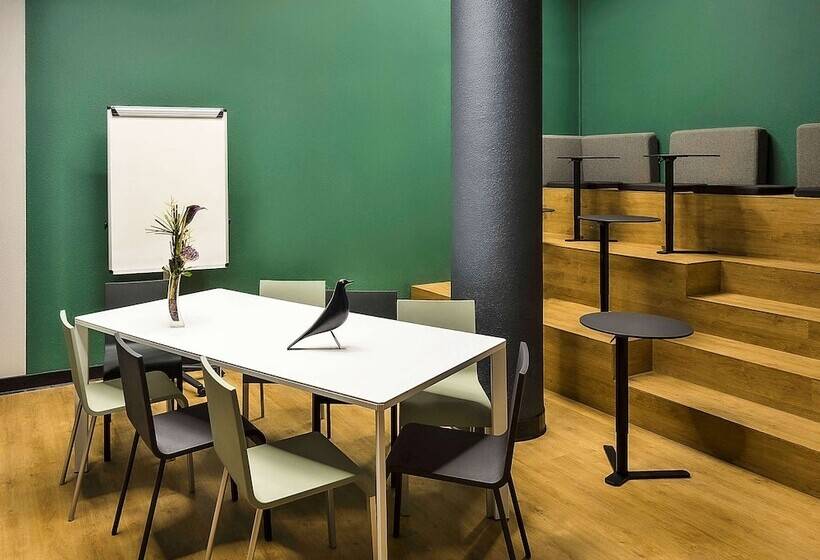 בית מלון כפרי Ibis Annecy Cran Gevrier