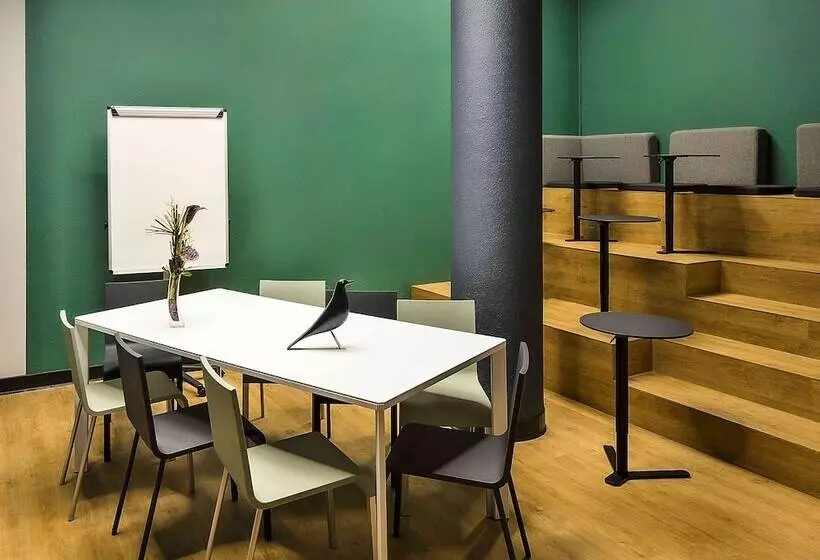 Hotel Ibis Annecy Cran Gevrier