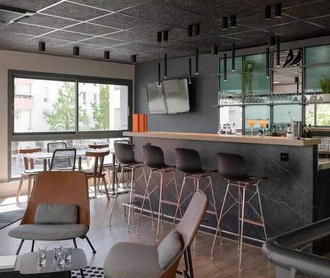 Hotel Ibis Annecy Cran Gevrier