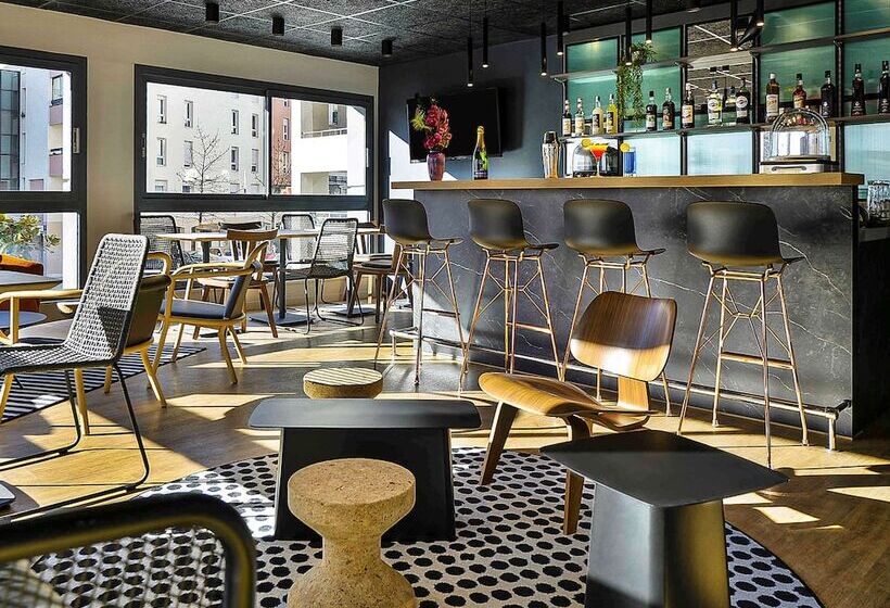 בית מלון כפרי Ibis Annecy Cran Gevrier