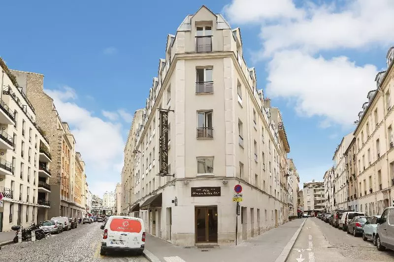 Hotelli Beaugrenelle Tour Eiffel