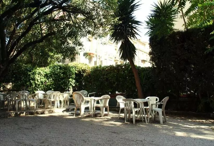 ホテル Belle Meuniere