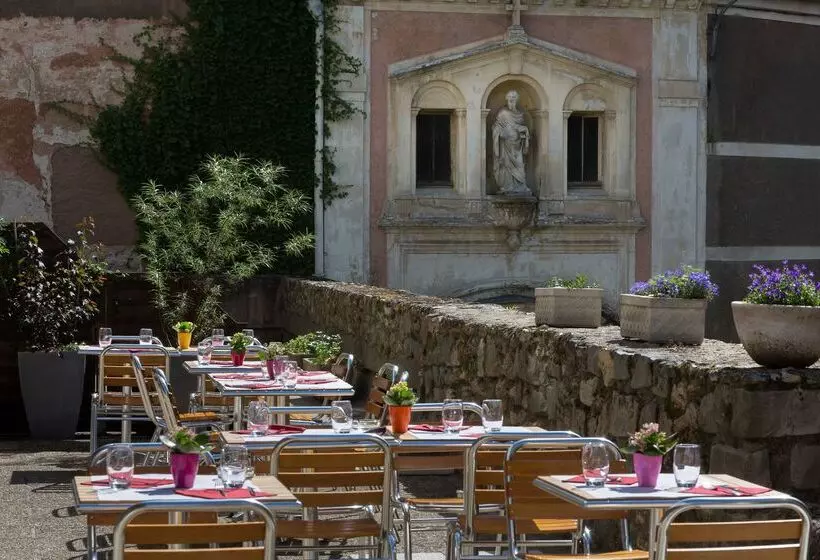 فندق Best Western Blanche De Castille Dourdan