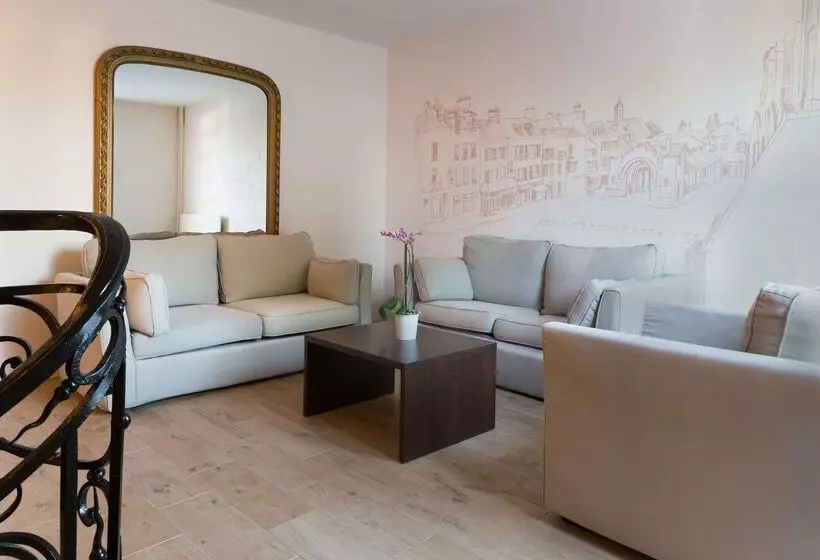 فندق Best Western Blanche De Castille Dourdan