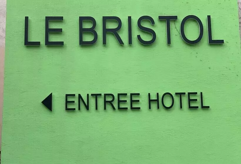 ホテル Bristol