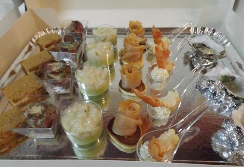 호텔 Château Des Monthairons Hôtel Restaurant Gastromaison Spa Privatif