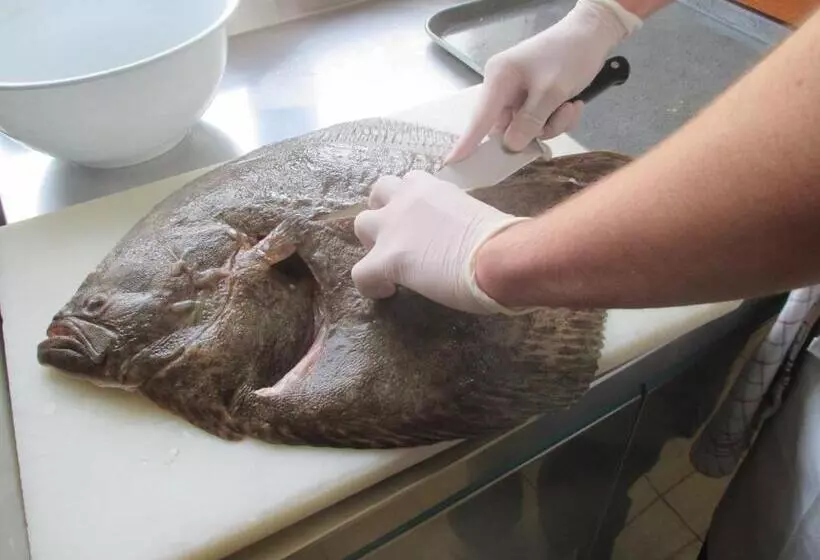 בית מלון כפרי Château Des Monthairons Hôtel Restaurant Gastromaison Spa Privatif