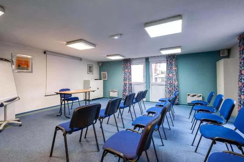 Comfort Hotel Lille Lomme