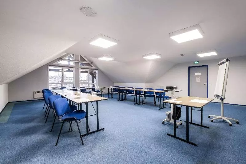 Comfort Hotel Lille Lomme