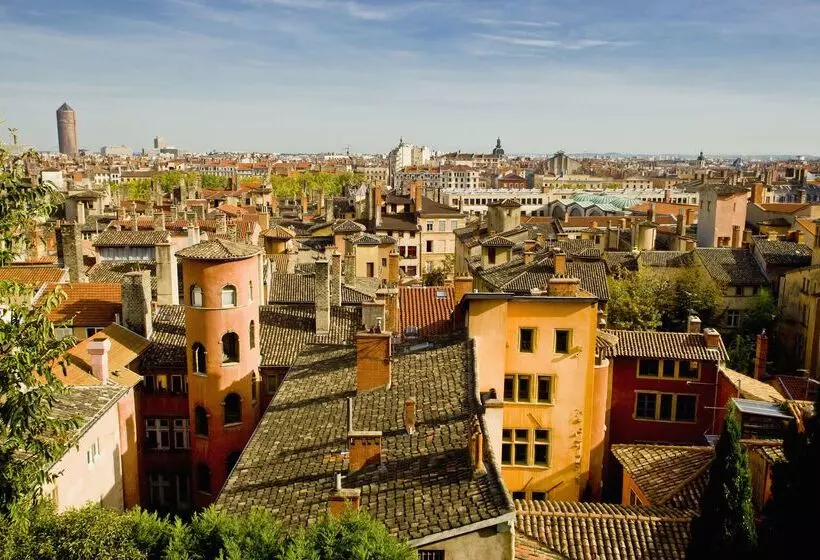 Hotel Cour Des Loges Lyon, A Radisson Collection