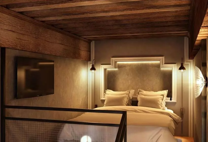 Hotel Cour Des Loges Lyon, A Radisson Collection