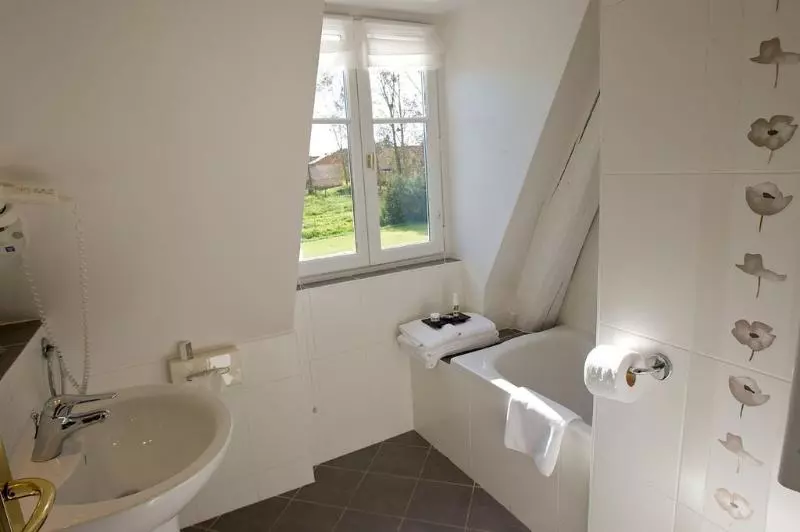 هتل Domaine De Saulon