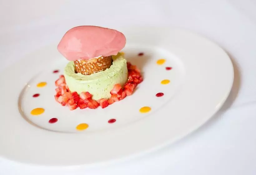 هتل Domaine De Saulon