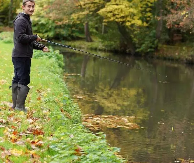 هتل Domaine De Saulon