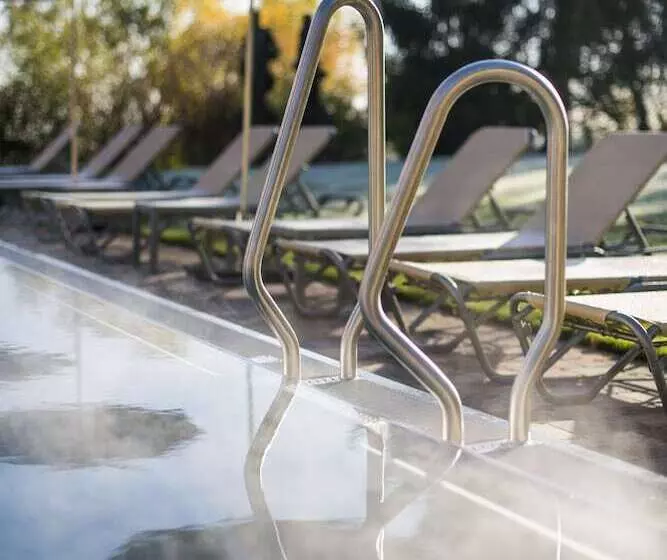 酒店 Hostellerie Des Chateaux & Spa