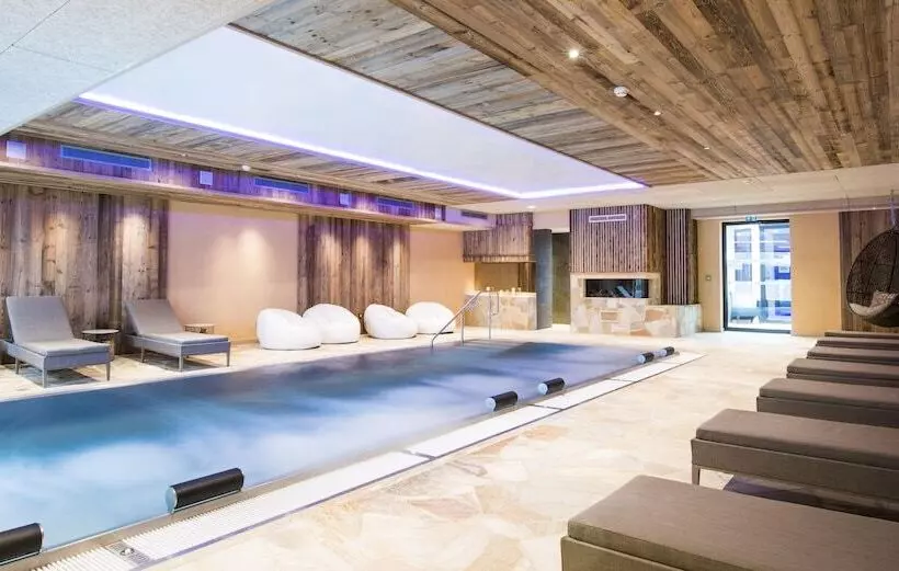 酒店 Hostellerie Des Chateaux & Spa