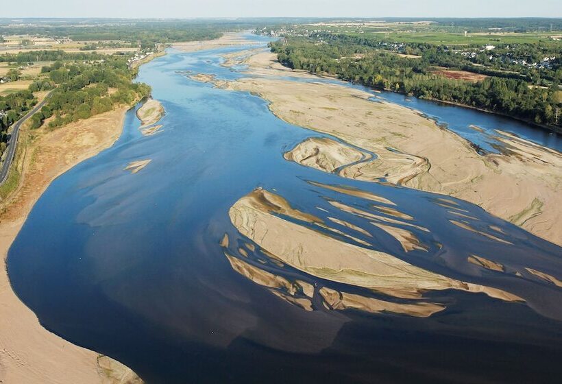 Logis Hotel La Croix Blanche Fontevraud