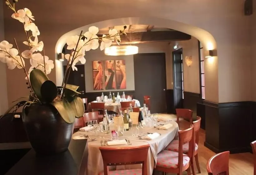 Logis Hotel La Croix Blanche Fontevraud