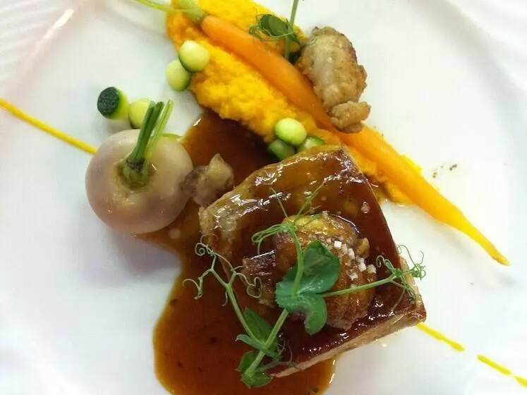 Logis Hotel La Croix Blanche Fontevraud