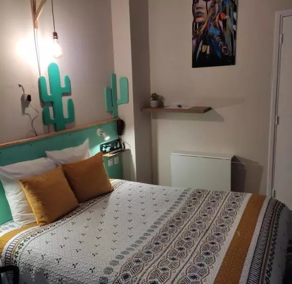 בית מלון כפרי Hôtel Confort 09 Ou Hc 09