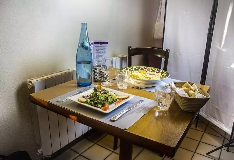 Hotel Inn Design Resto Novo Bourges