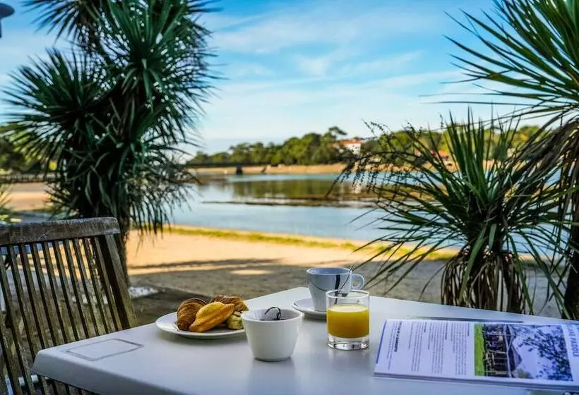 酒店 Le Pavillon Bleu