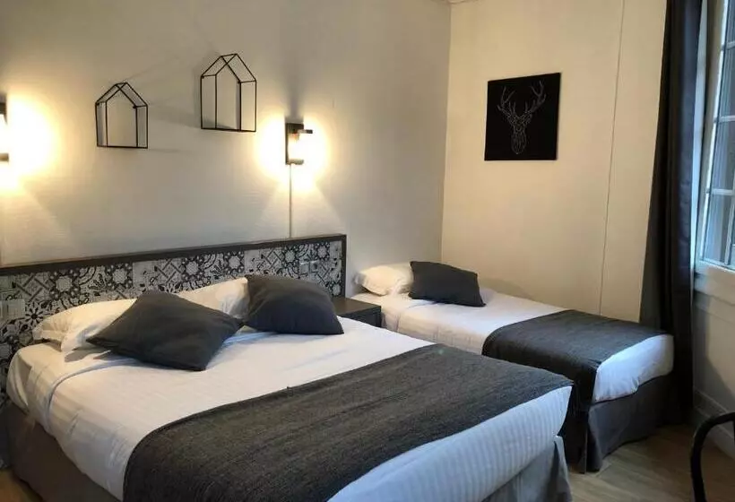 Отель Les Initiés