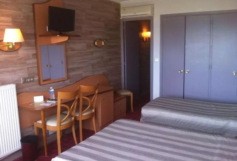 בית מלון כפרי Logis Hôtel & Restaurant Mediterranee