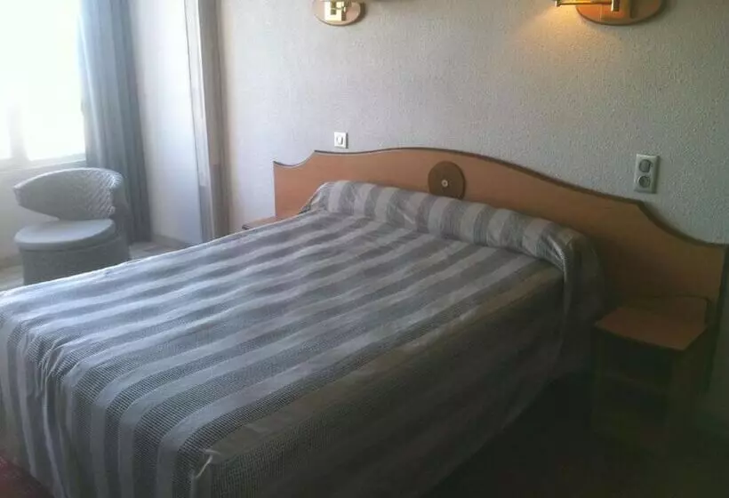 בית מלון כפרי Logis Hôtel & Restaurant Mediterranee