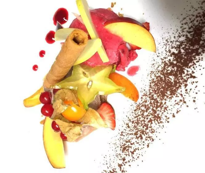 Отель Restaurant Aux Trois Roses