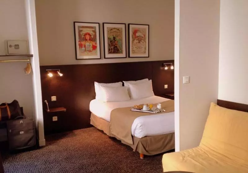 בית מלון כפרי Voltaire Opera Nantes Centre