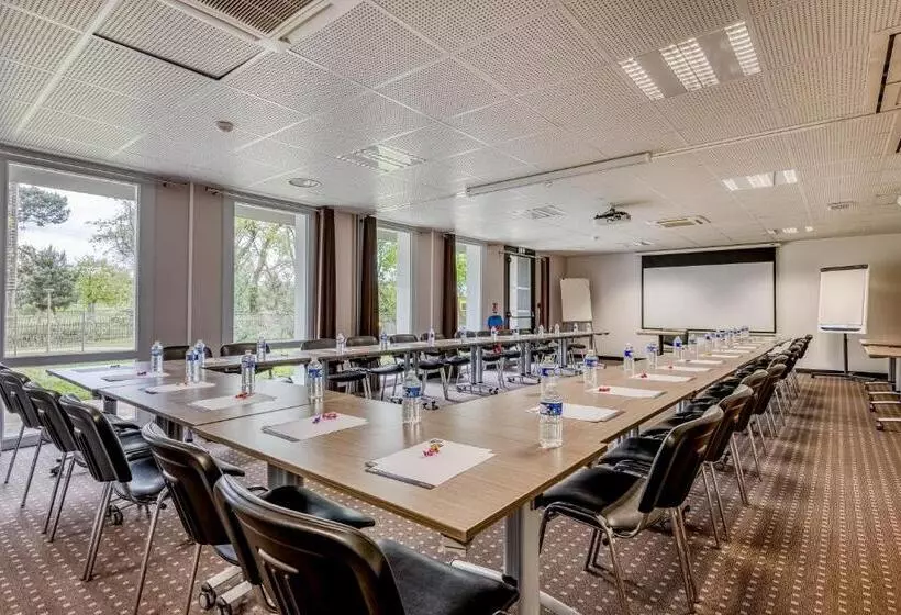 Ace Hotel Bordeaux Cestas