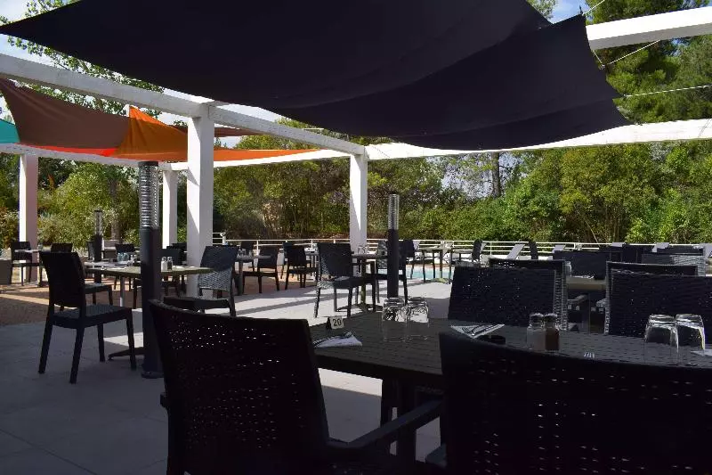 ホテル Campanile Aix En Provence Ouest  Jas De Bouffan