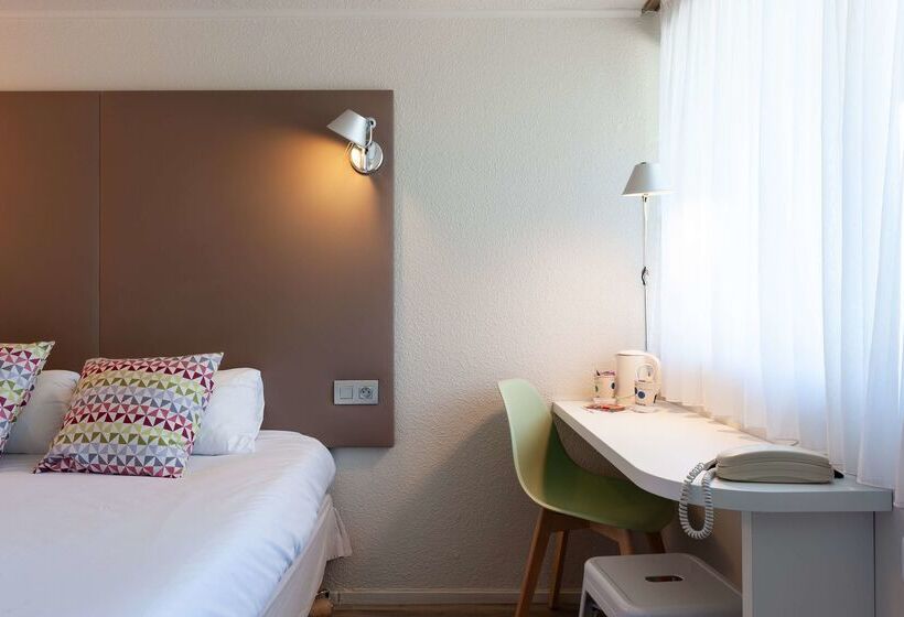 בית מלון כפרי Campanile Beaune