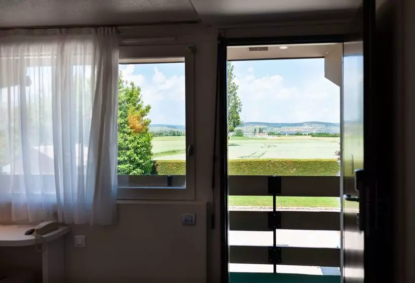 酒店 Campanile Beaune