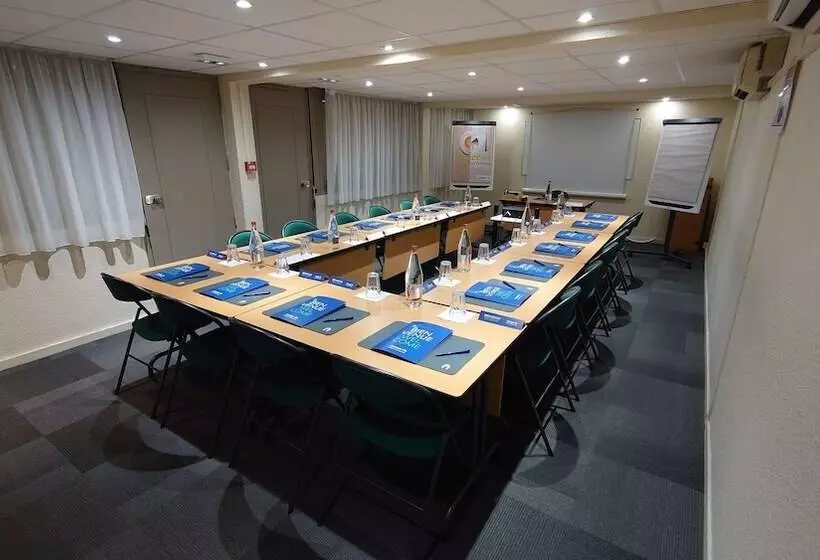 هتل Campanile Bordeaux Nord Le Lac