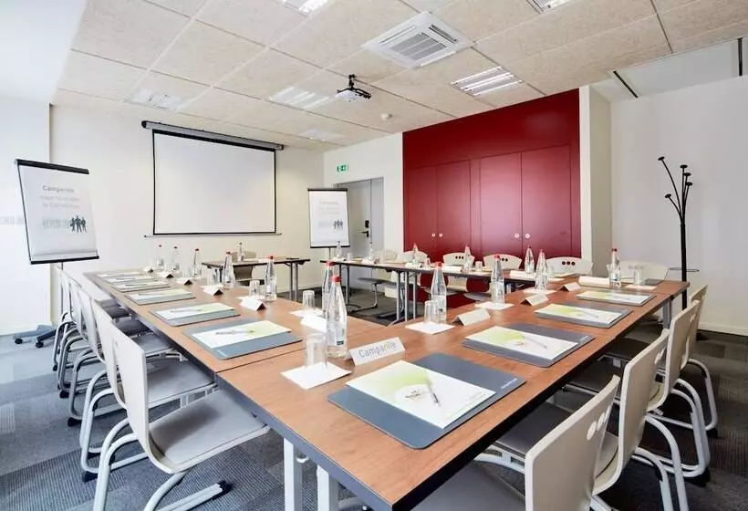 Отель Campanile Bordeaux Ouest Le Bouscat