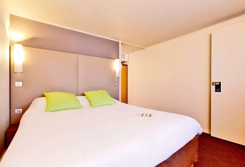 فندق Campanile Brest   Gouesnou Aeroport