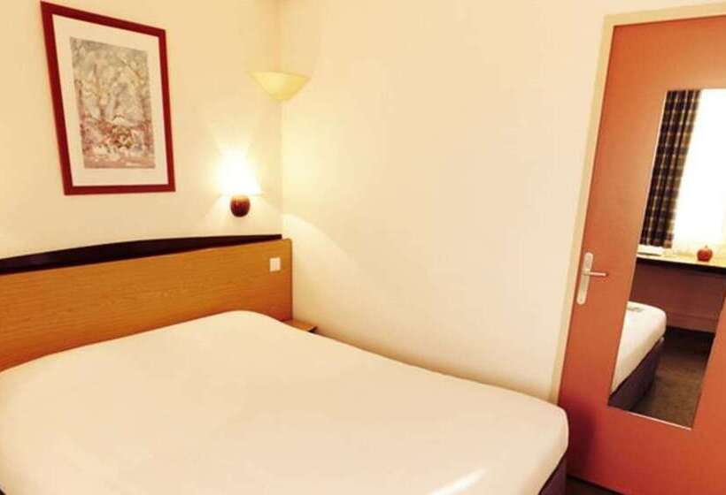 فندق Campanile Moulins  Avermes