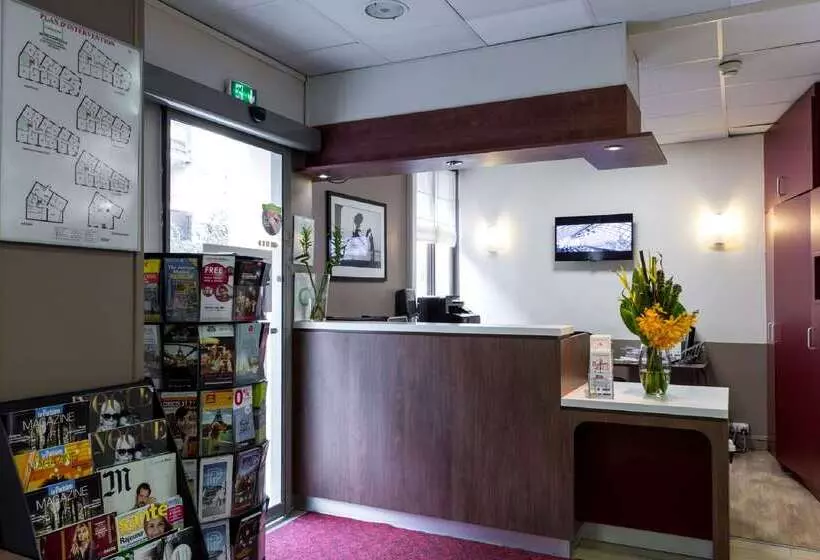 ホテル Campanile Paris 15 Tour Eiffel