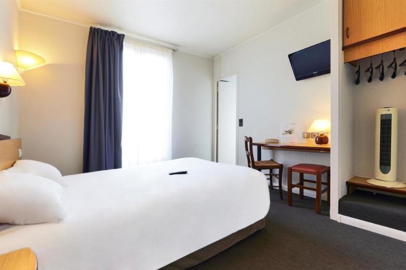 호텔 Campanile Paris Ouest  Boulogne